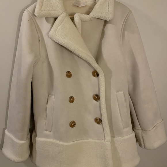 Skies are Blue - Beige Jacket - Picture 2 of 4